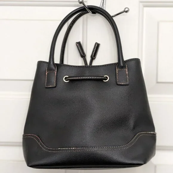 Tommy Hilfiger Women's Handbag / Shoulder BagSMALL SATCHEL Black